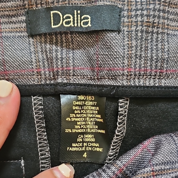 Dalia Checkered Pants in Gray and Pink - Picture 6 of 6